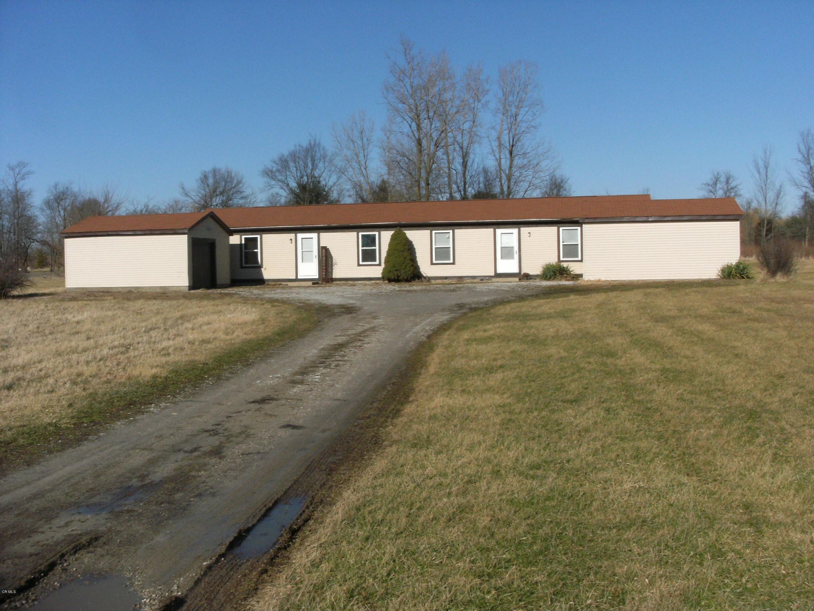 12121 Center Village Road Galena, OH 43021 - Photo 3 of 23 Gallery Image 3