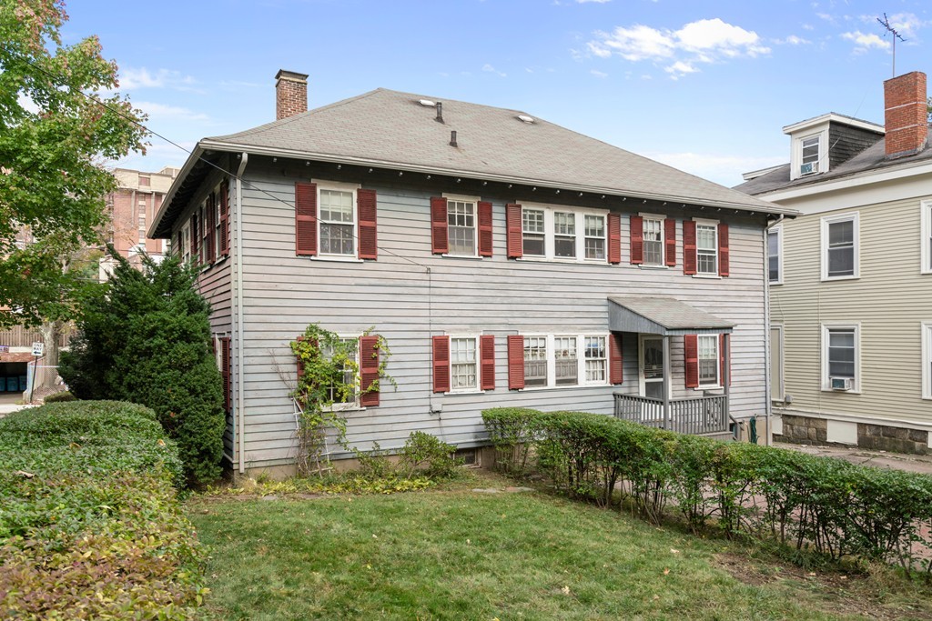 41-43 Stearns Road Brookline, MA 02446 - Photo 4 of 17 Gallery Image 4