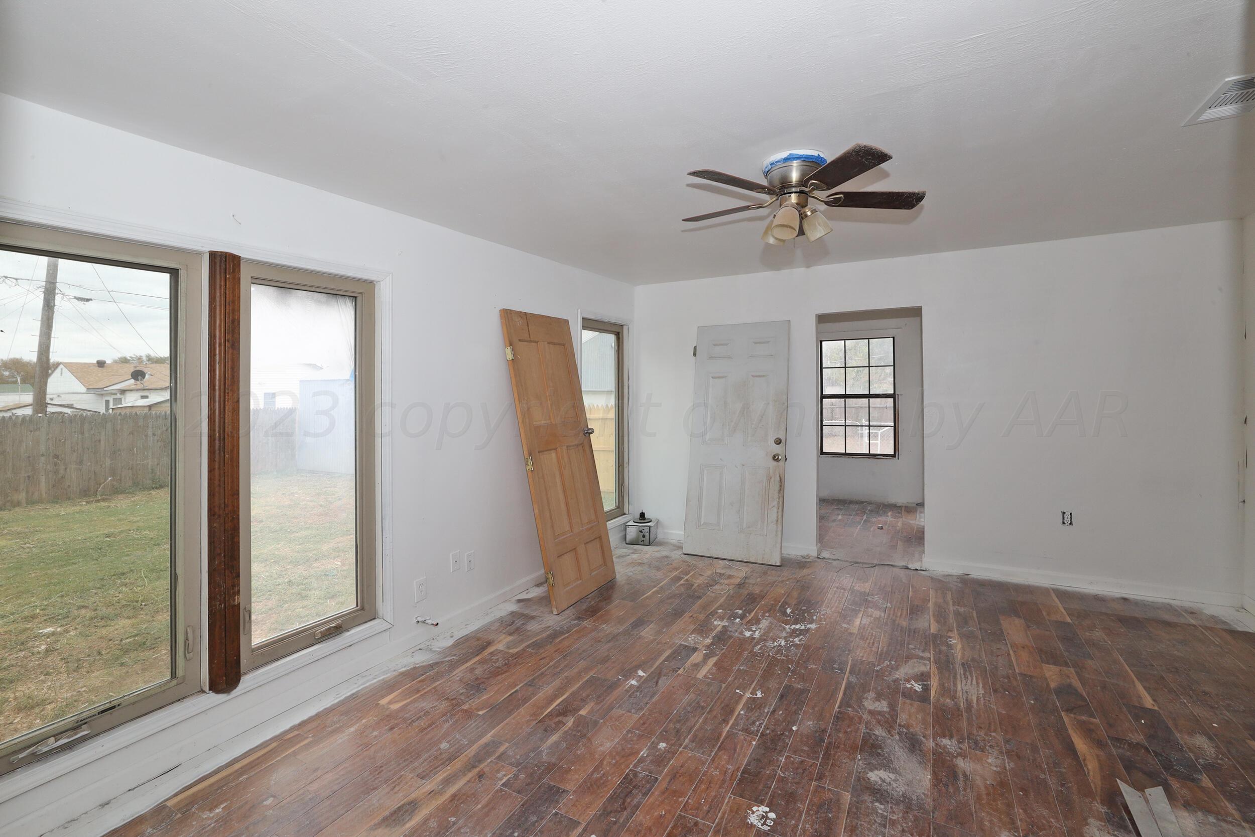 4603 Preston Street Amarillo, TX 79110 - Photo 8 of 20 Master Bedroom