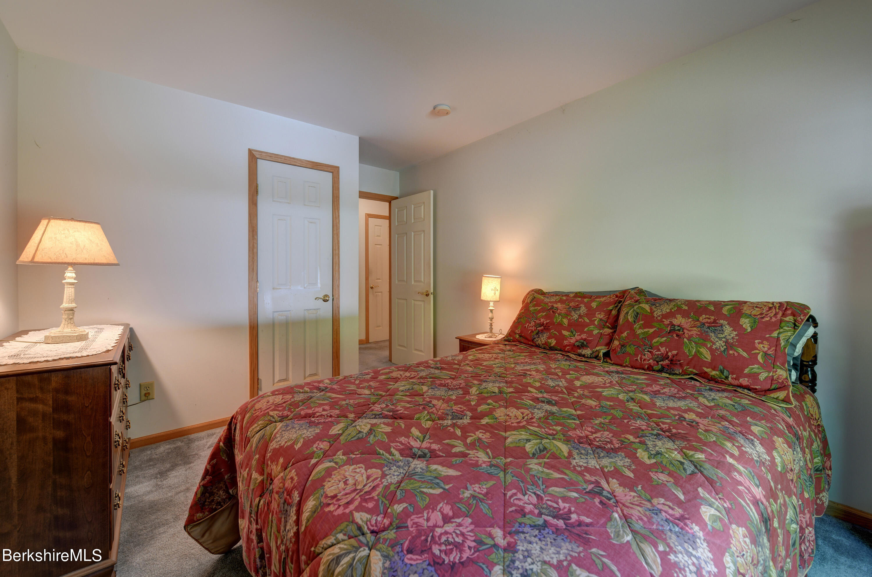 15 Old State Road Otis, MA 01253 - Photo 18 of 32 18-Guest Bedroom 1