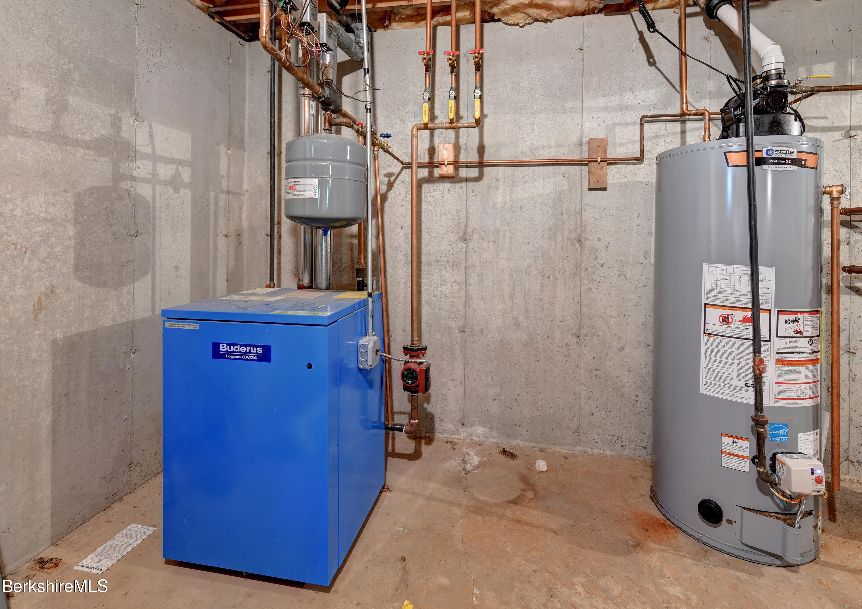 15 Old State Road Otis, MA 01253 - Photo 31 of 32 23-Buderus Boiler-New Hot Water Heater