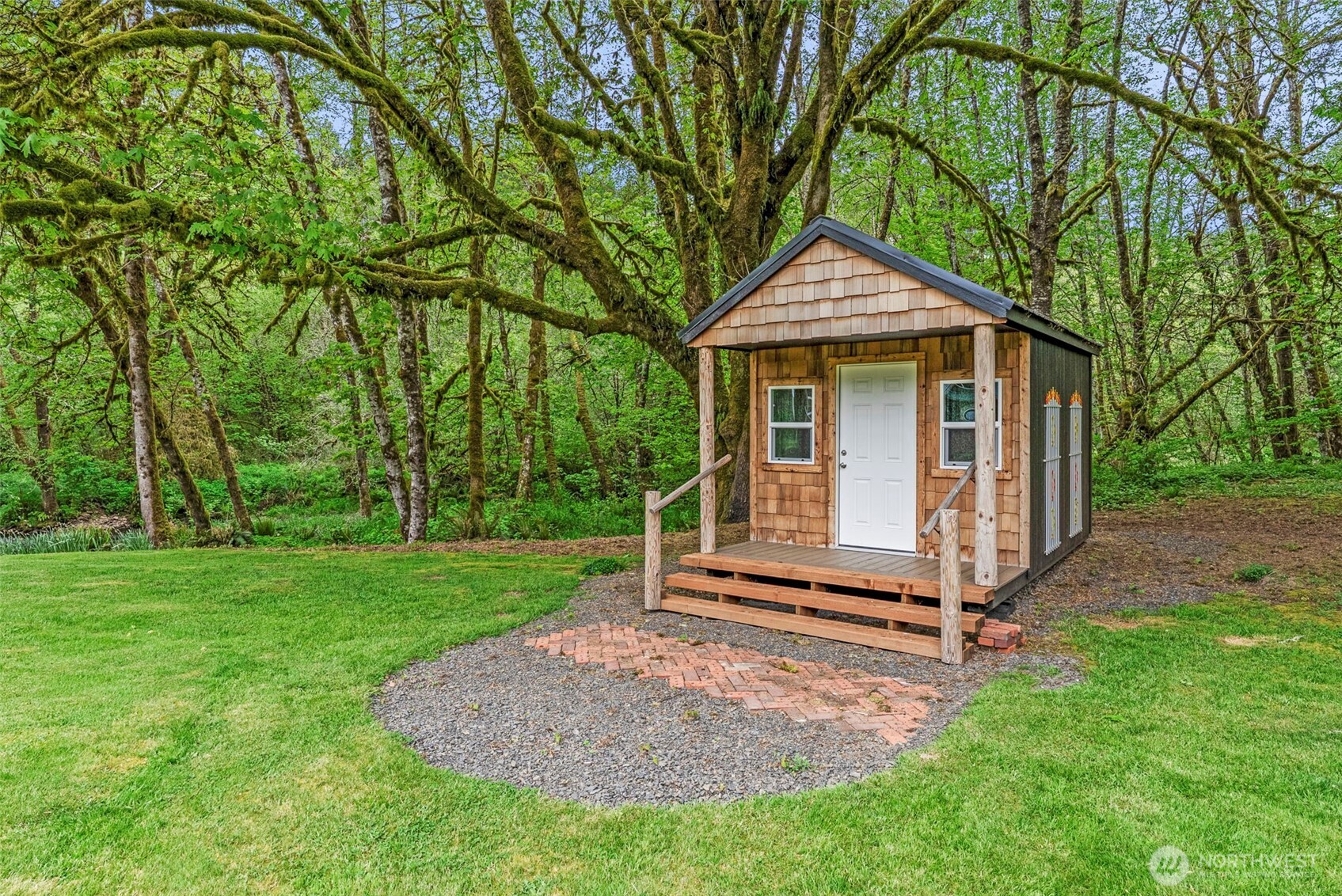 1579 Germany Creek Road Longview, WA 98632 - Photo 10 of 35 a front view of a house with yard and tree
