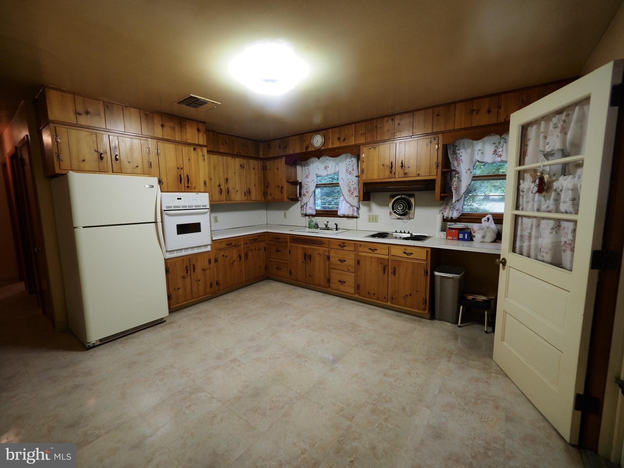 1360 Erdman Road Quakertown, PA 18951 - Photo 15 of 21 Gallery Image 15