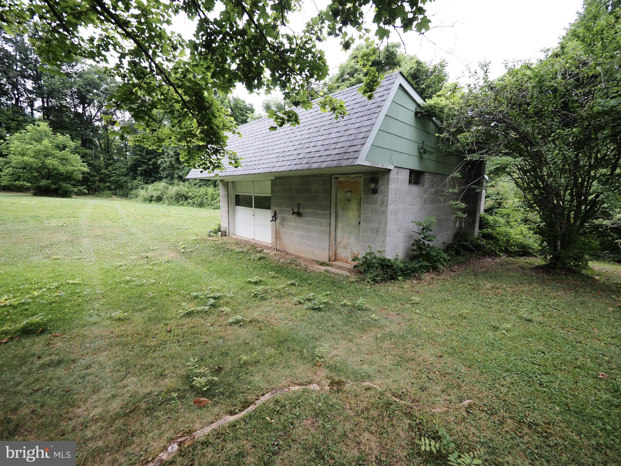 1360 Erdman Road Quakertown, PA 18951 - Photo 20 of 21 Gallery Image 20