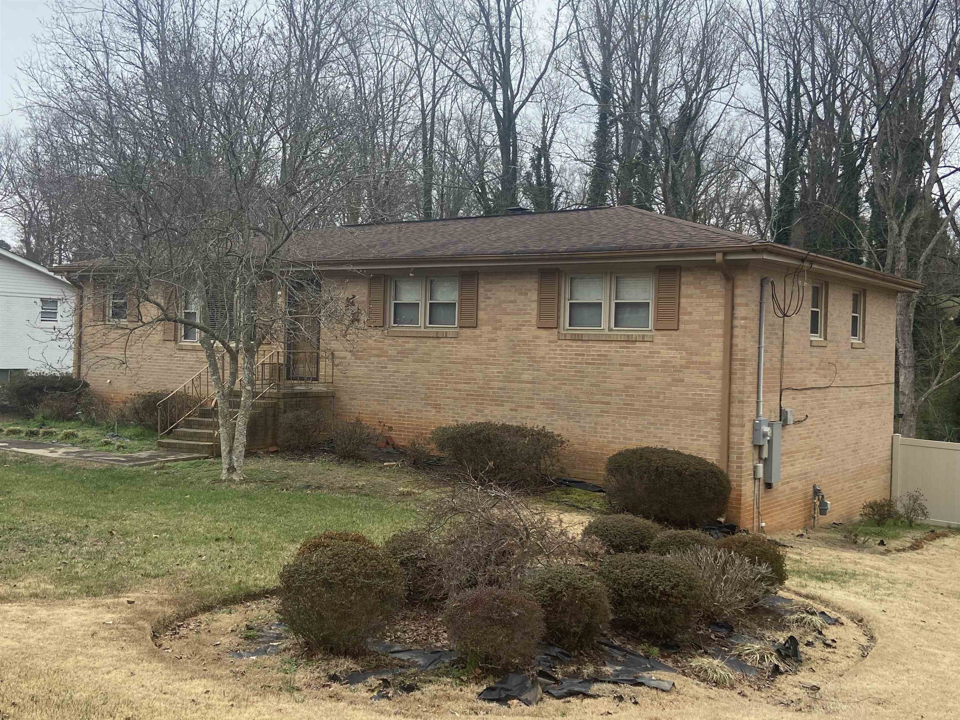 13 Longmeadow Road Taylors, SC 29687 - Photo 3 of 18