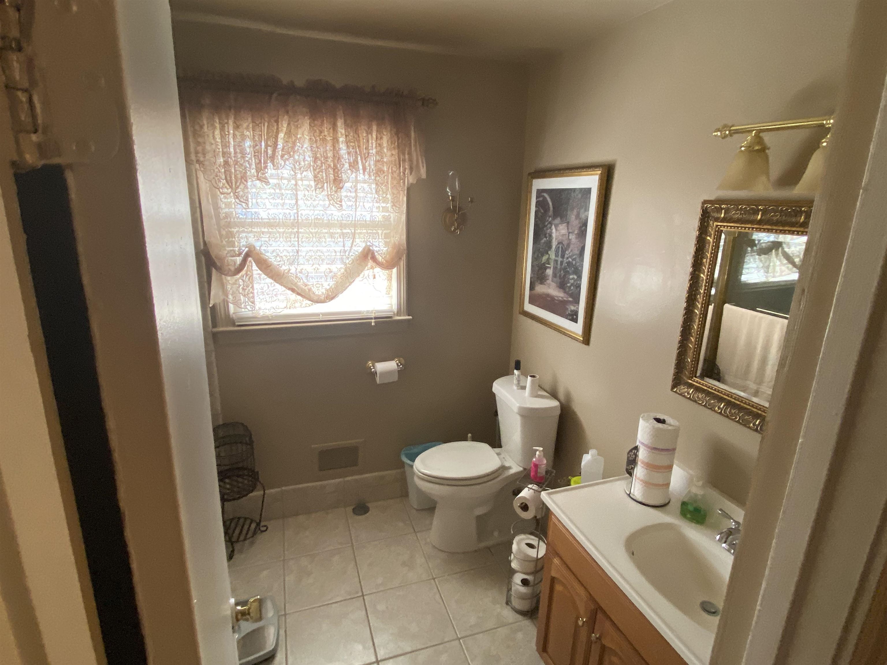 13 Longmeadow Road Taylors, SC 29687 - Photo 9 of 18