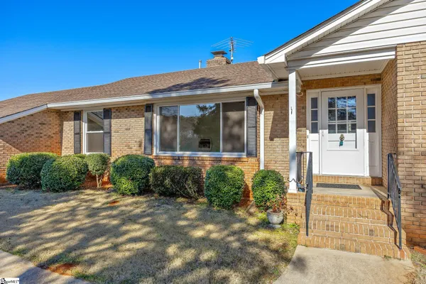 $330,000 | 1305 Summers Drive, Pendleton, SC 29670