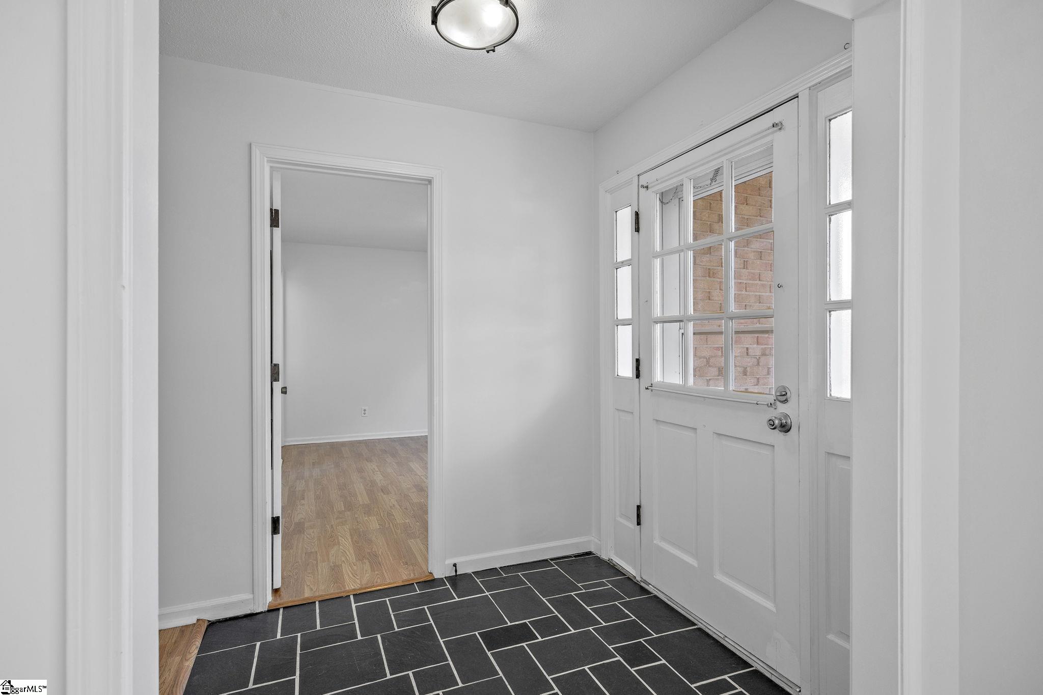 1305 Summers Drive Pendleton, SC 29670 - Photo 7 of 32