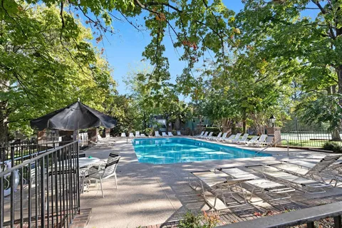 $825,000 | 4400 Belmont Park Terrace, Unit 185, Nashville, TN 37215
