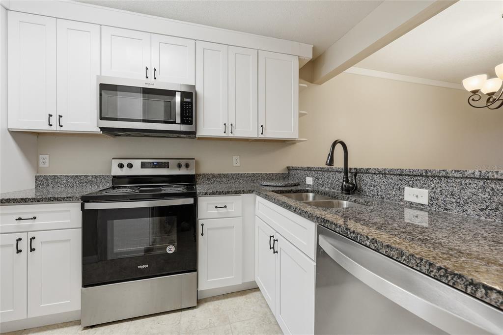 4215 Southwest 22nd Lane, Unit 127 Gainesville, FL 32607 - Photo 13 of 31 Gallery Image 13