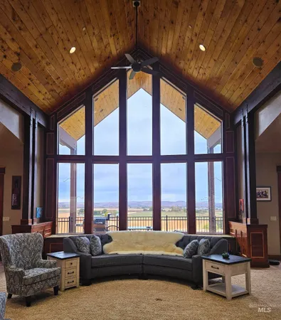 $1,650,000 | 380 Hill Road, Weiser, ID 83672