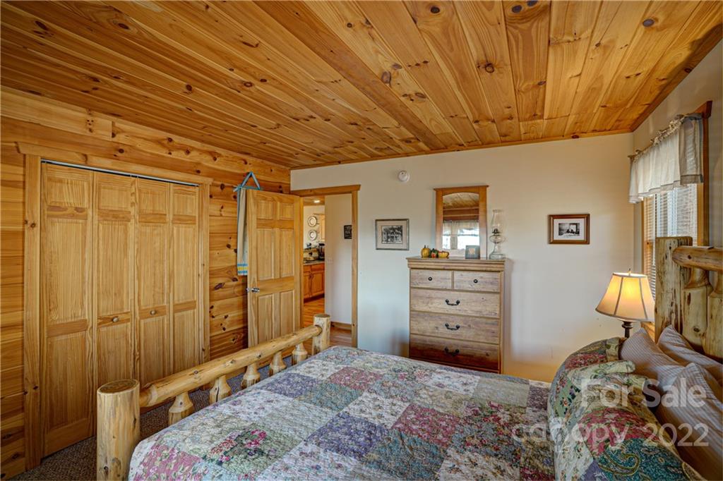 1218 Fox Run Road Bryson City, NC 28713 - Photo 21 of 41 Gallery Image 21