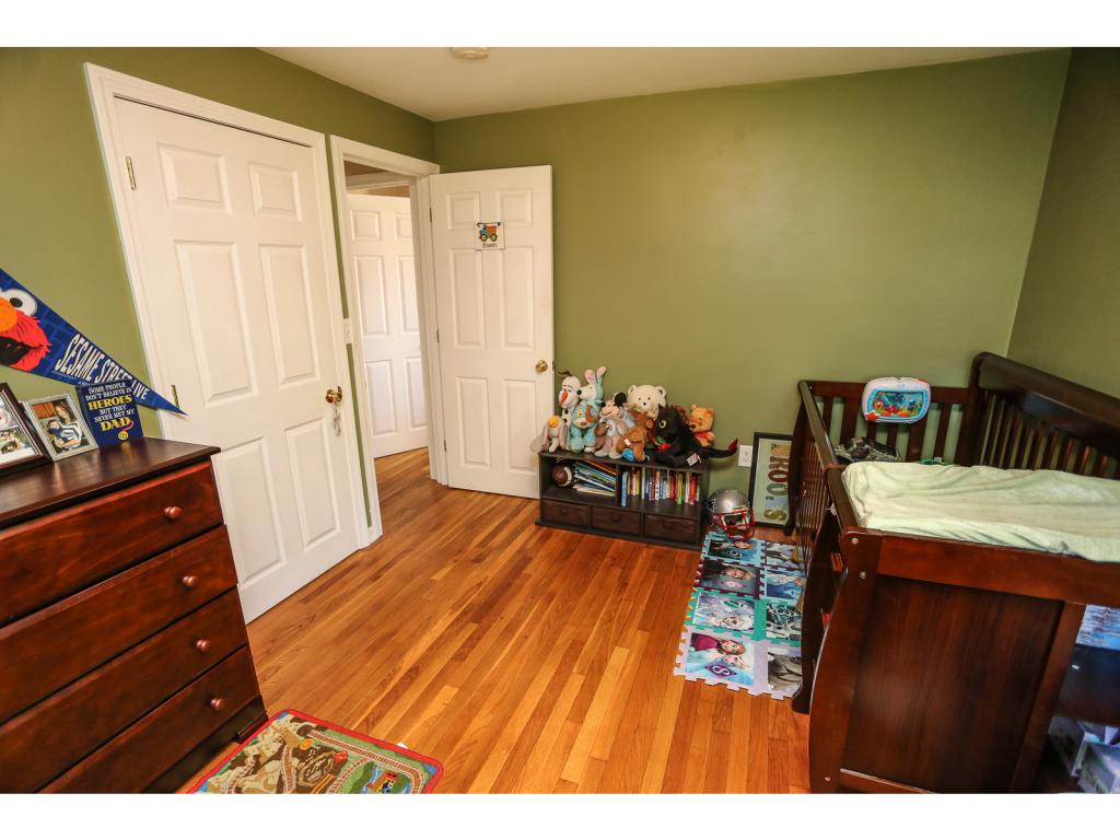 823 Cilley Road Manchester, NH 03103 - Photo 14 of 23