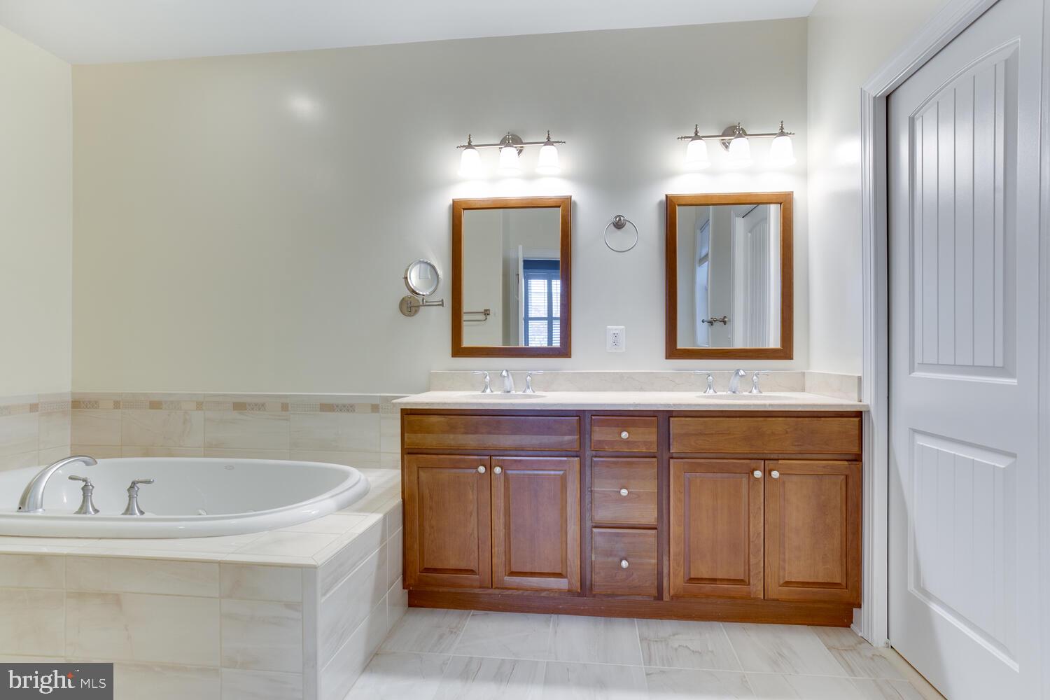 3920 Ferry Landing Road Dunkirk, MD 20754 - Photo 9 of 25 Primary Bathroom