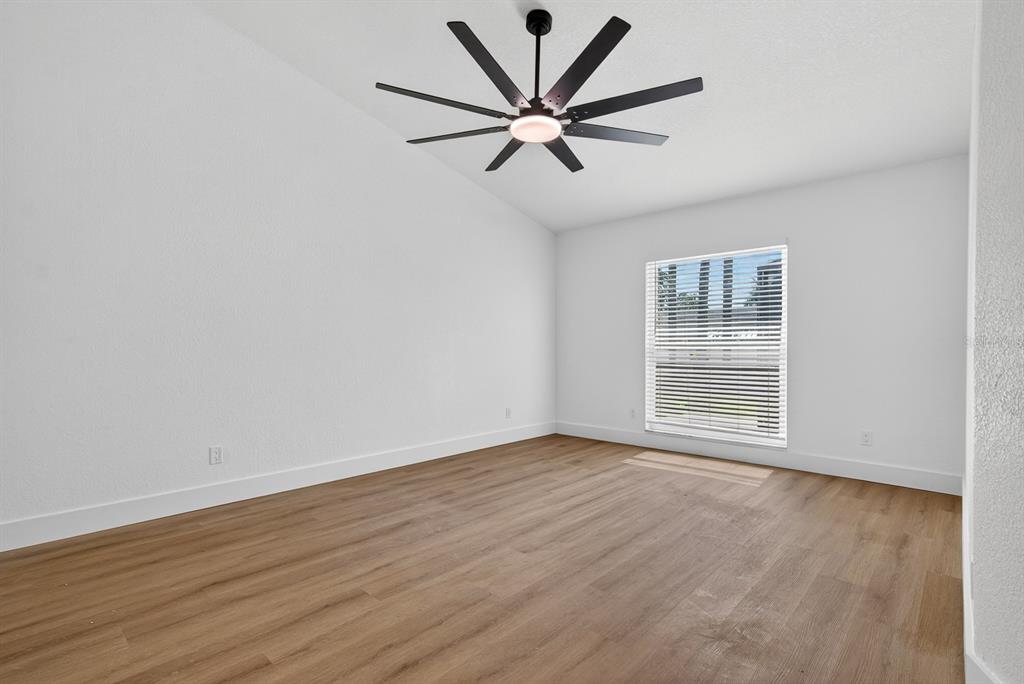 1043 Ridge View Lane Palm Harbor, FL 34683 - Photo 25 of 59 Gallery Image 25