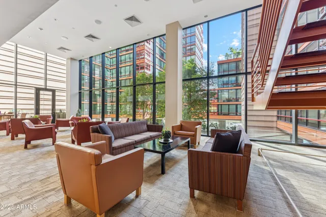 $2,750 | 4808 North 24th Street, Unit 724, Phoenix, AZ 85016