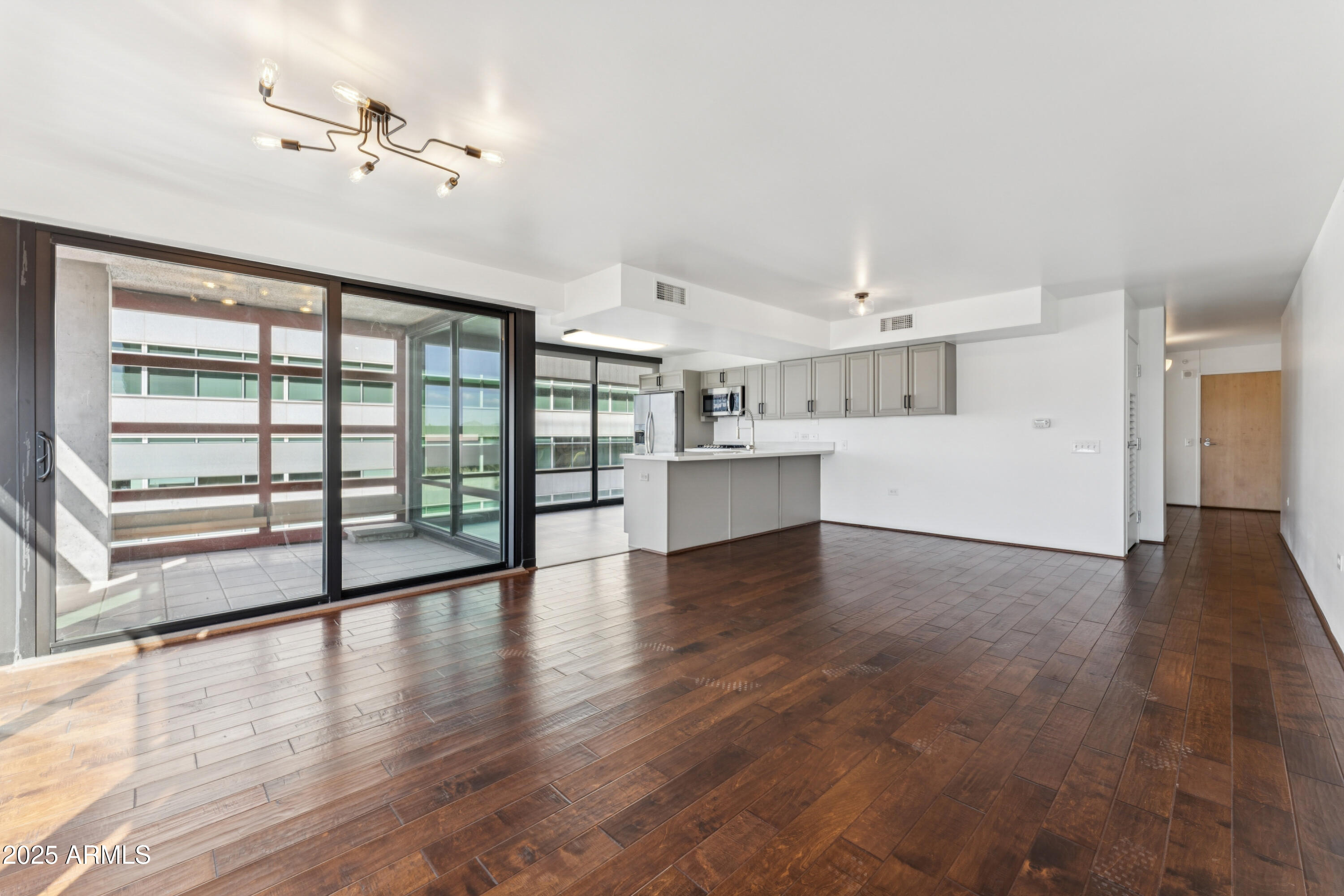 4808 North 24th Street, Unit 724 Phoenix, AZ 85016 - Photo 2 of 23 Great Room