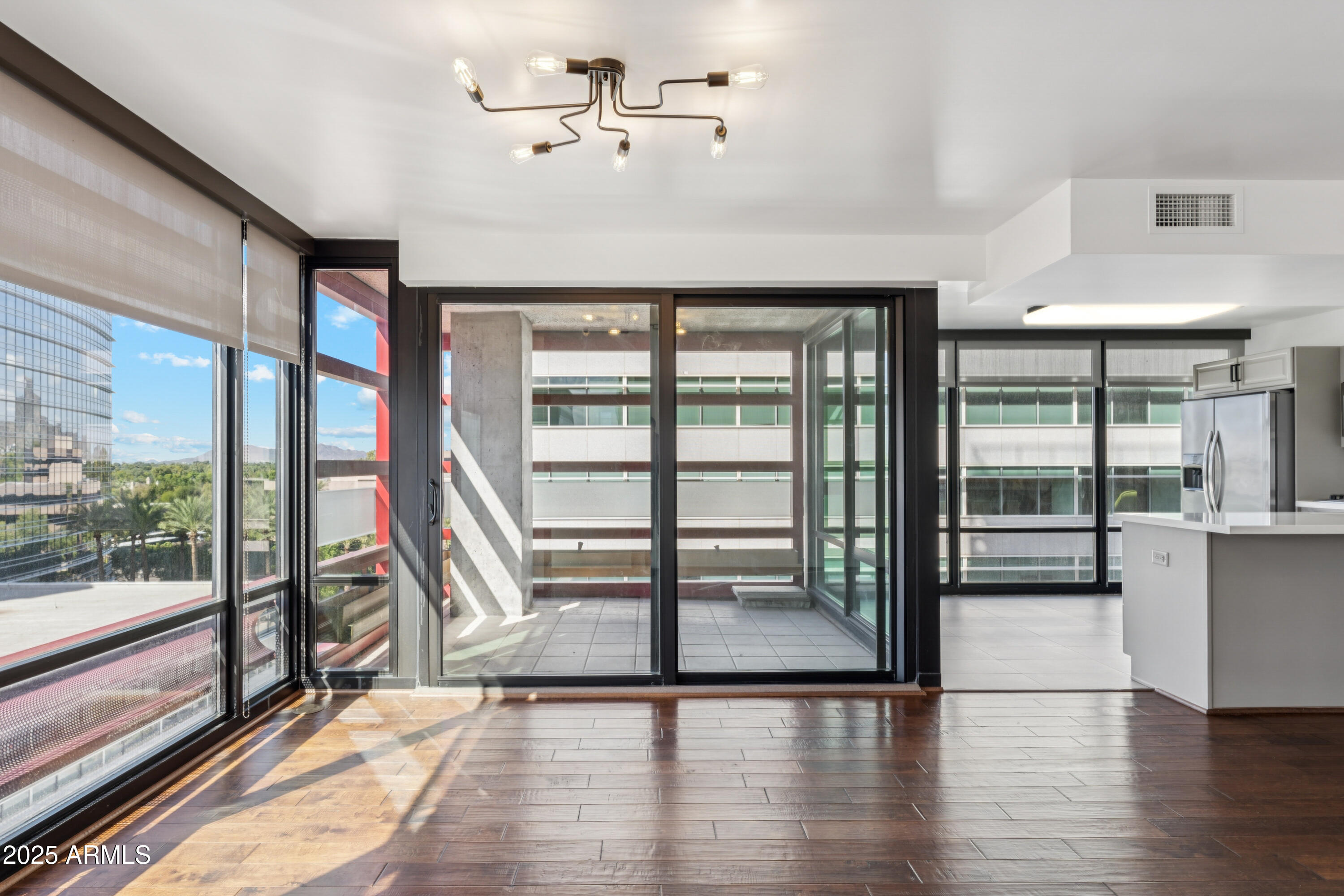 4808 North 24th Street, Unit 724 Phoenix, AZ 85016 - Photo 3 of 23 Great Room