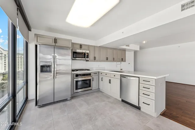 $2,750 | 4808 North 24th Street, Unit 724, Phoenix, AZ 85016