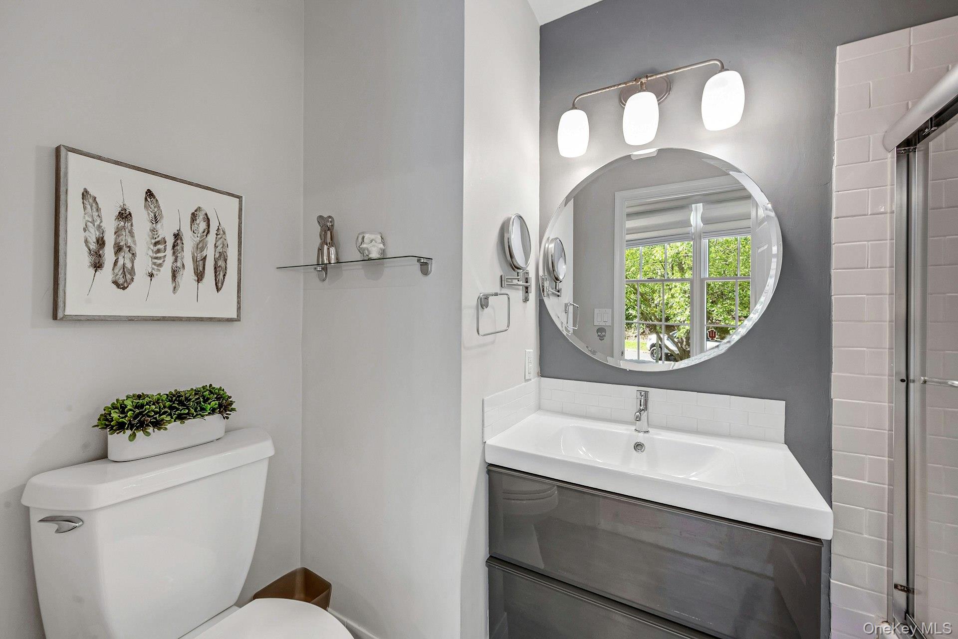 134 Euclid Avenue Ardsley, NY 10502 - Photo 30 of 48 En-Suite Princess Bath