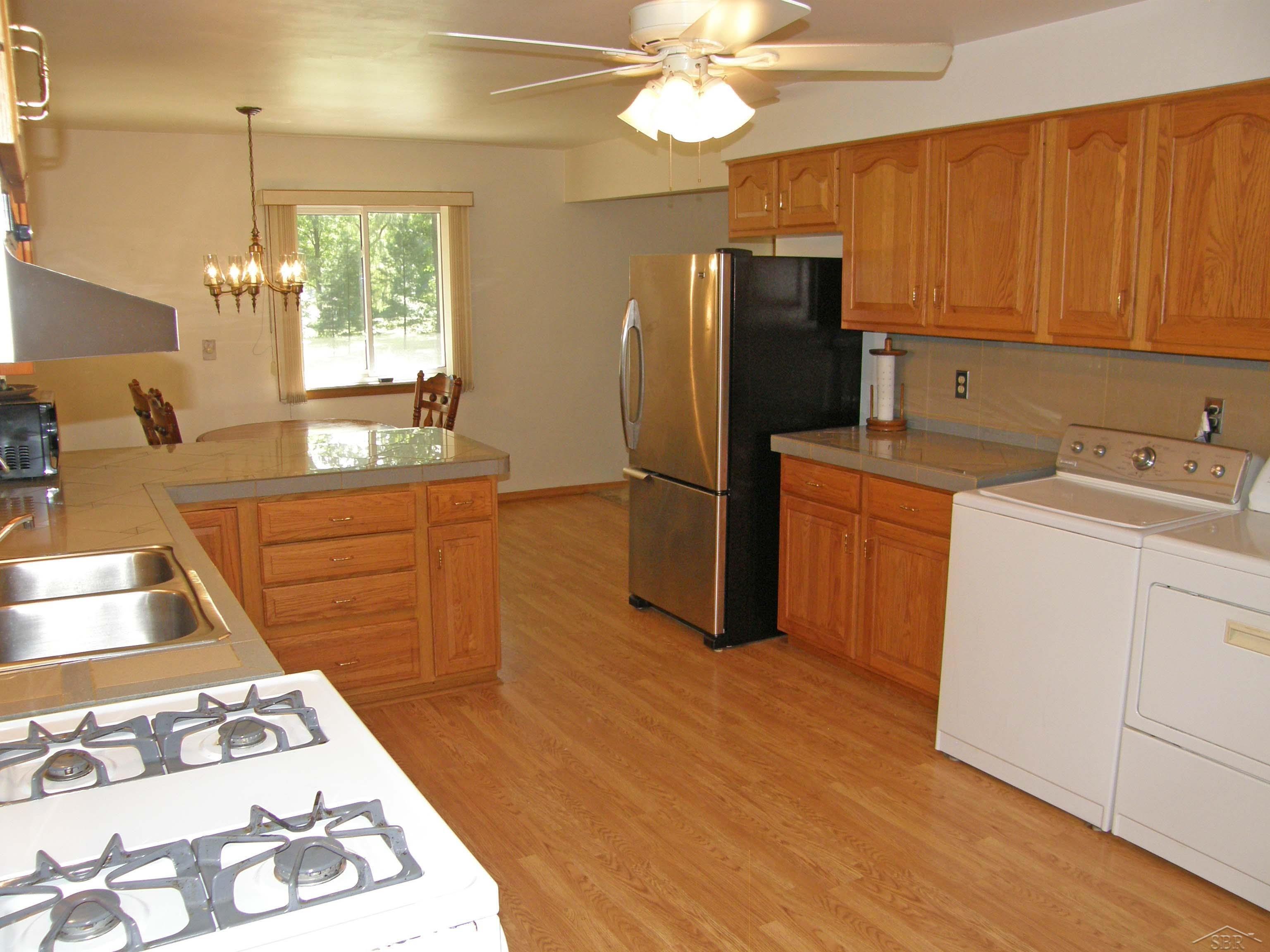 10009 Carr Road St. Charles, MI 48655 - Photo 10 of 25 50084475-9.JPG