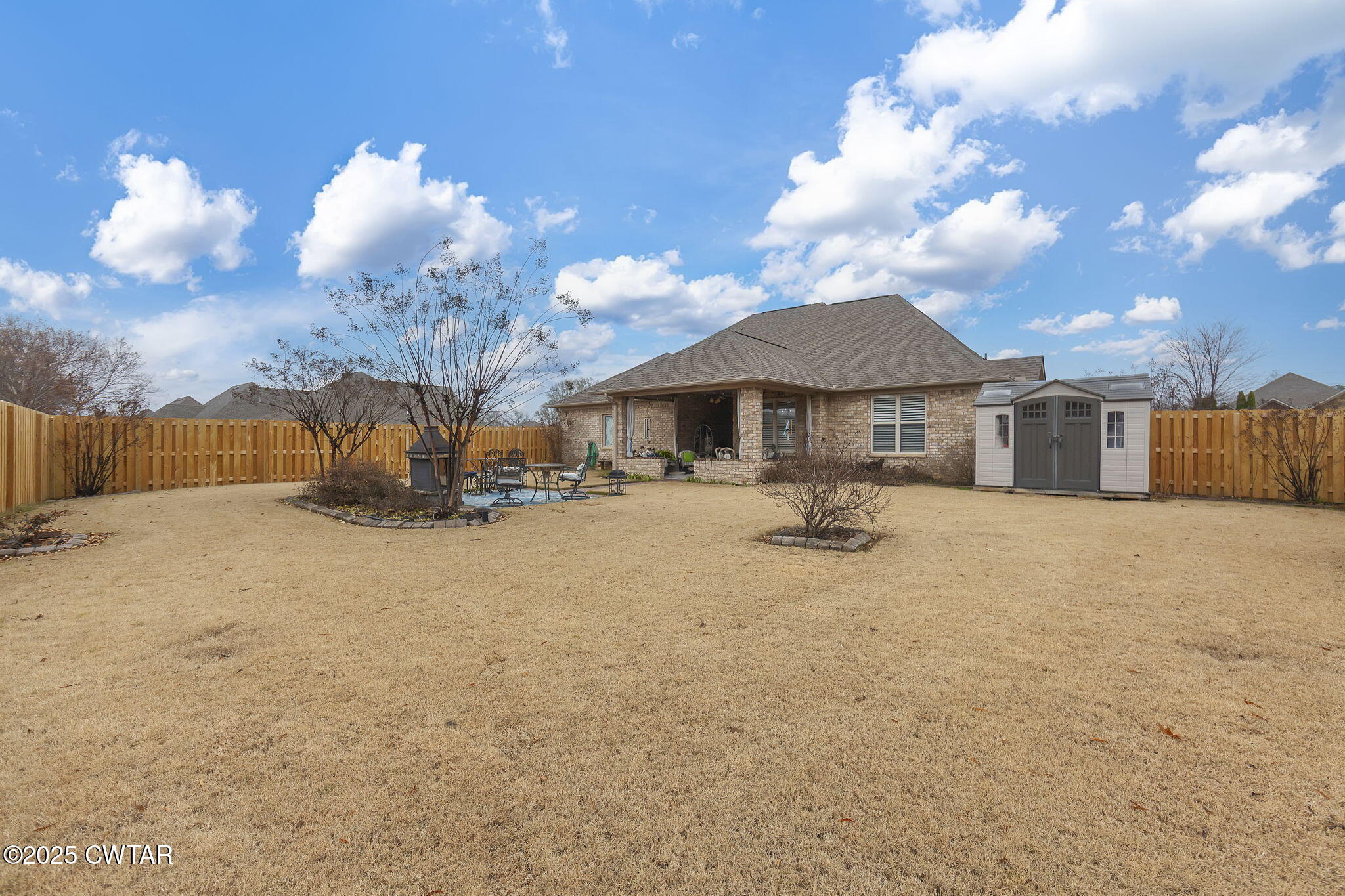 9 Dayton Cove Jackson, TN 38305 - Photo 4 of 27 a view of swimming pool in the backyard of house
