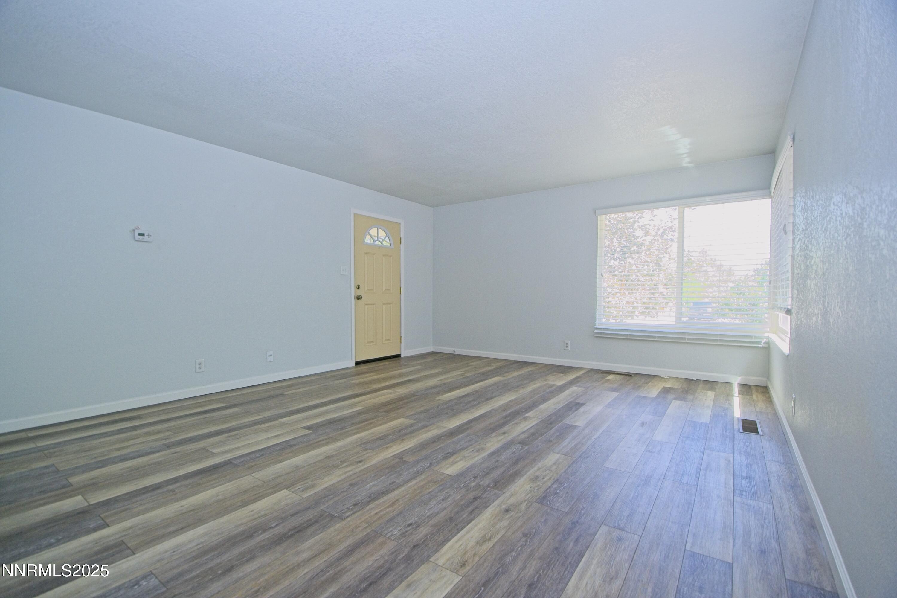 3103 Lakeside Drive Reno, NV 89509 - Photo 3 of 21 DSC_8655