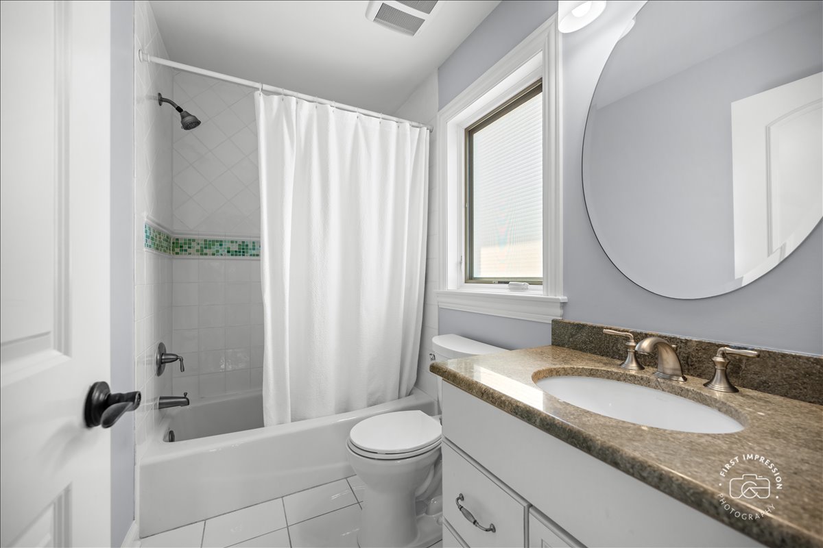 N491 Peter Road Winfield, IL 60190 - Photo 25 of 41 Gallery Image 25