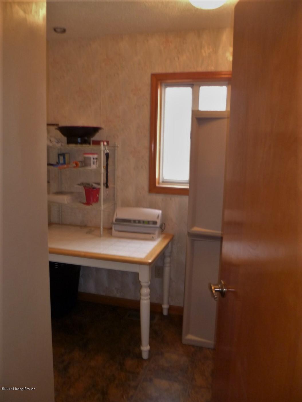 427 Hampton Road Brandenburg, KY 40108 - Photo 14 of 35 P1100286