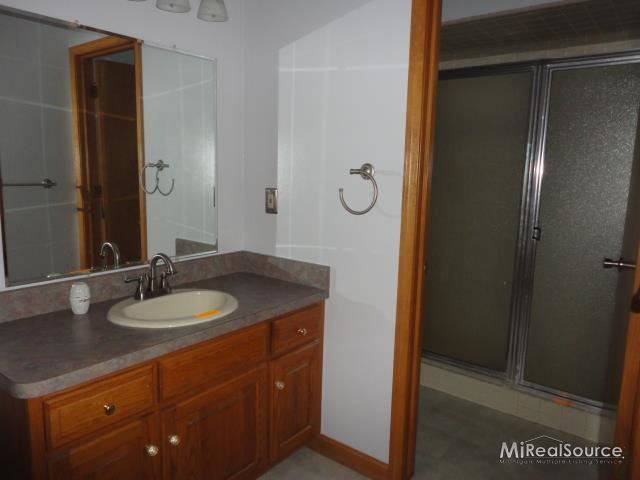7015 Kilburn Road Jeddo, MI 48032 - Photo 20 of 26 31150630-19.JPG
