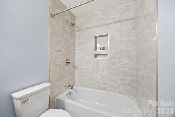 $165,000 | 15 Hamiltons Bay Court, Unit 937, Clover, SC 29710