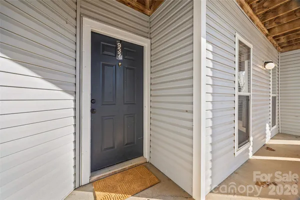 $165,000 | 15 Hamiltons Bay Court, Unit 937, Clover, SC 29710