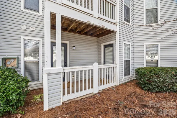 $165,000 | 15 Hamiltons Bay Court, Unit 937, Clover, SC 29710