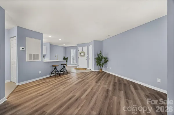 $165,000 | 15 Hamiltons Bay Court, Unit 937, Clover, SC 29710
