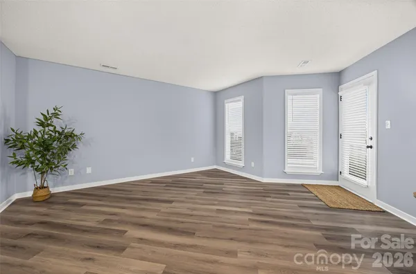 $165,000 | 15 Hamiltons Bay Court, Unit 937, Clover, SC 29710
