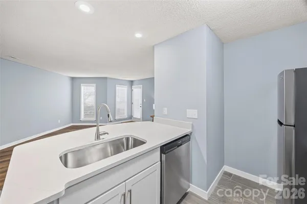 $165,000 | 15 Hamiltons Bay Court, Unit 937, Clover, SC 29710