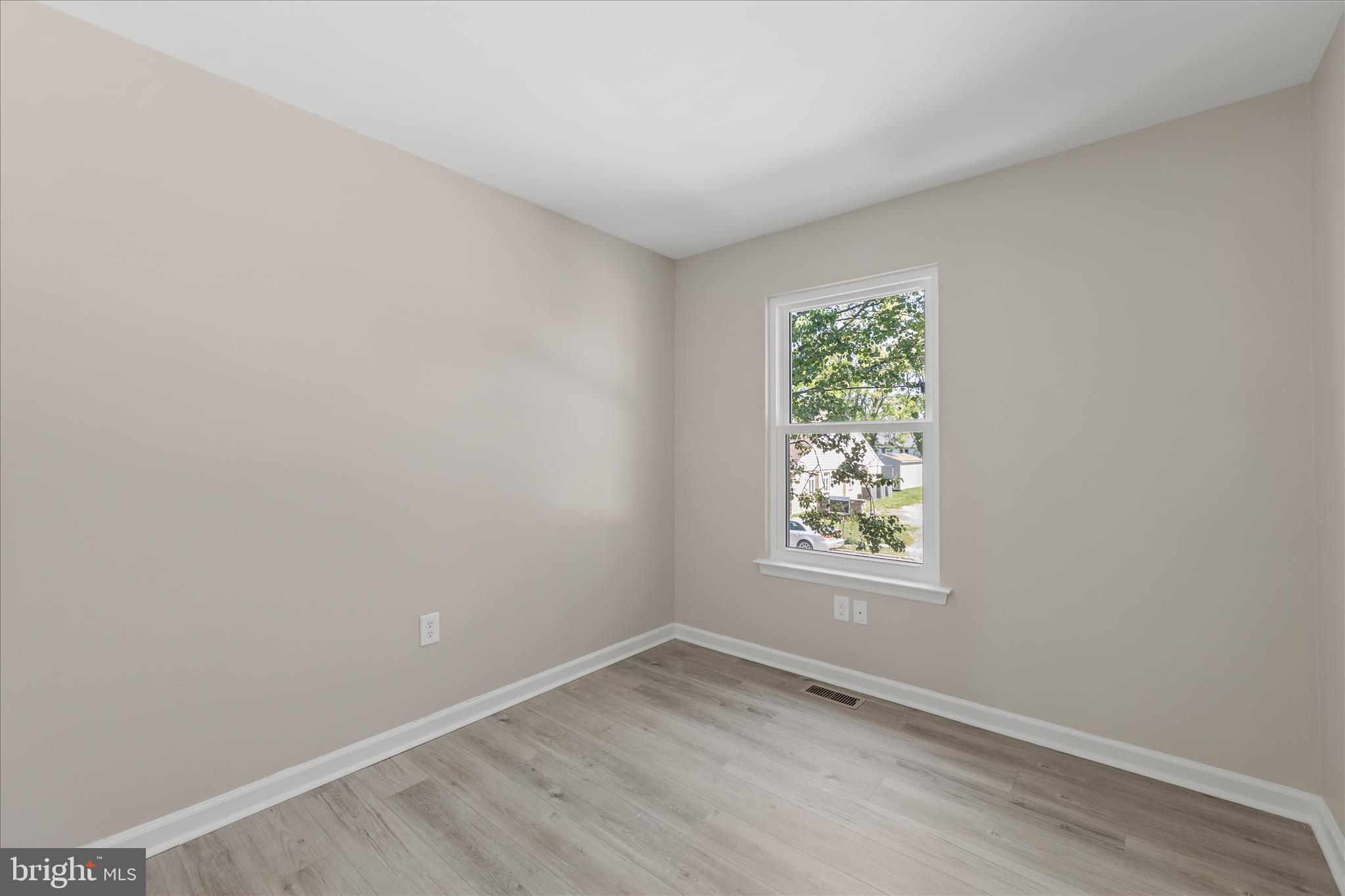 423 Calvert Street Chestertown, MD 21620 - Photo 16 of 30 Bedroom 2
