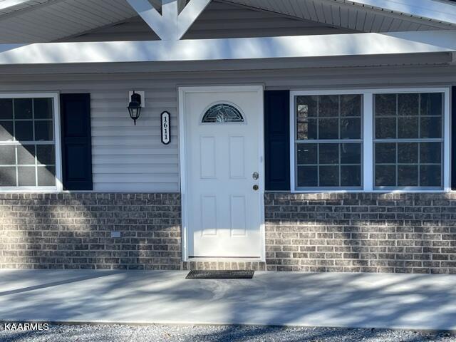 1611 Snapp Road Sevierville, TN 37862 - Photo 2 of 24 IMG_5054