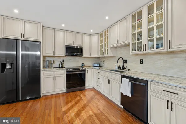 $1,460,000 | 2026 Hunter Mill Road, Vienna, VA 22181