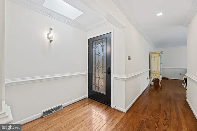 $1,500,000 | 2026 Hunter Mill Road, Vienna, VA 22181