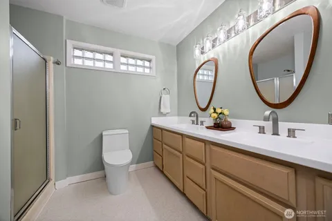 $639,000 | 2935 King Street, Bellingham, WA 98225