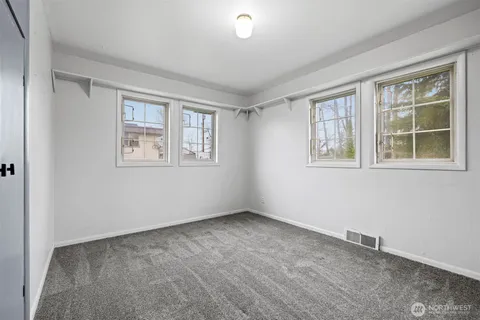 $639,000 | 2935 King Street, Bellingham, WA 98225