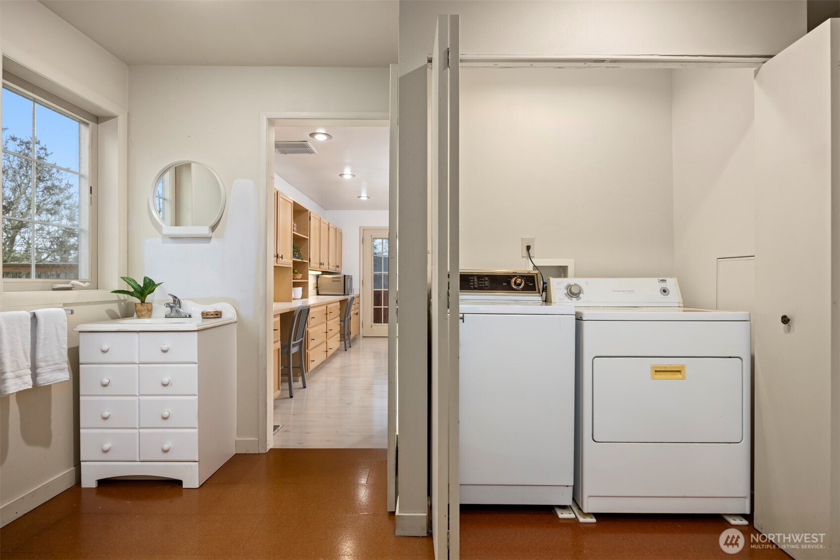 2935 King Street Bellingham, WA 98225 - Photo 29 of 38 a room with storage and utility