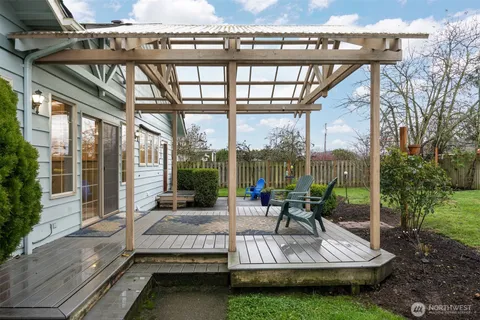 $639,000 | 2935 King Street, Bellingham, WA 98225