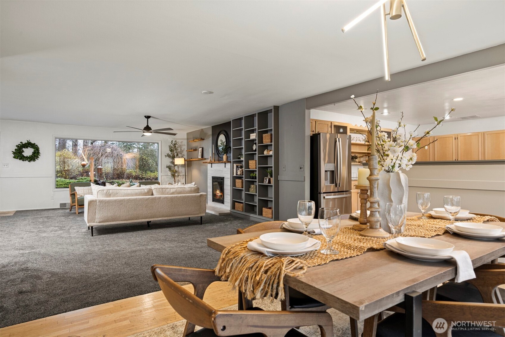 2935 King Street Bellingham, WA 98225 - Photo 9 of 38 a dining room with furniture and window