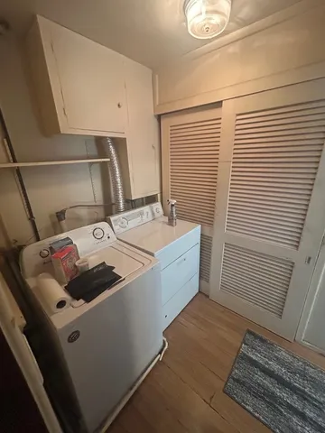 $440,000 | 13 West Kenilworth Avenue, Prospect Heights, IL 60070