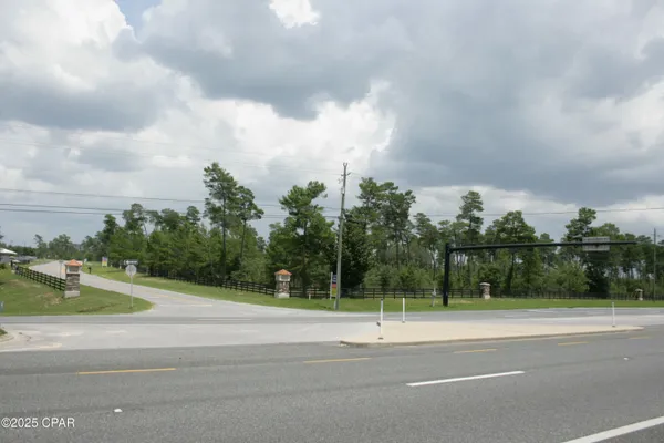 $8,500,000 | 13100 Highway 77, Southport, FL 32409