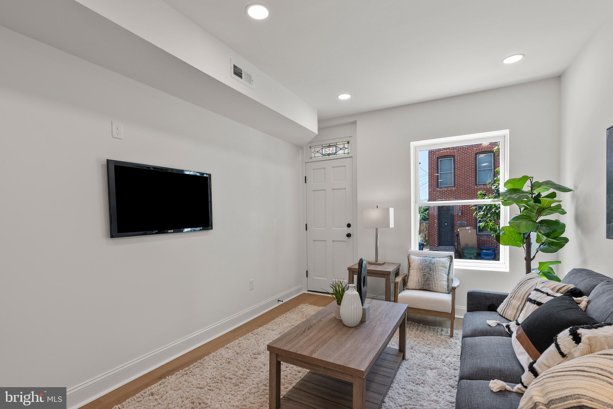 1523 Clarkson Street Baltimore, MD 21230 - Photo 10 of 58