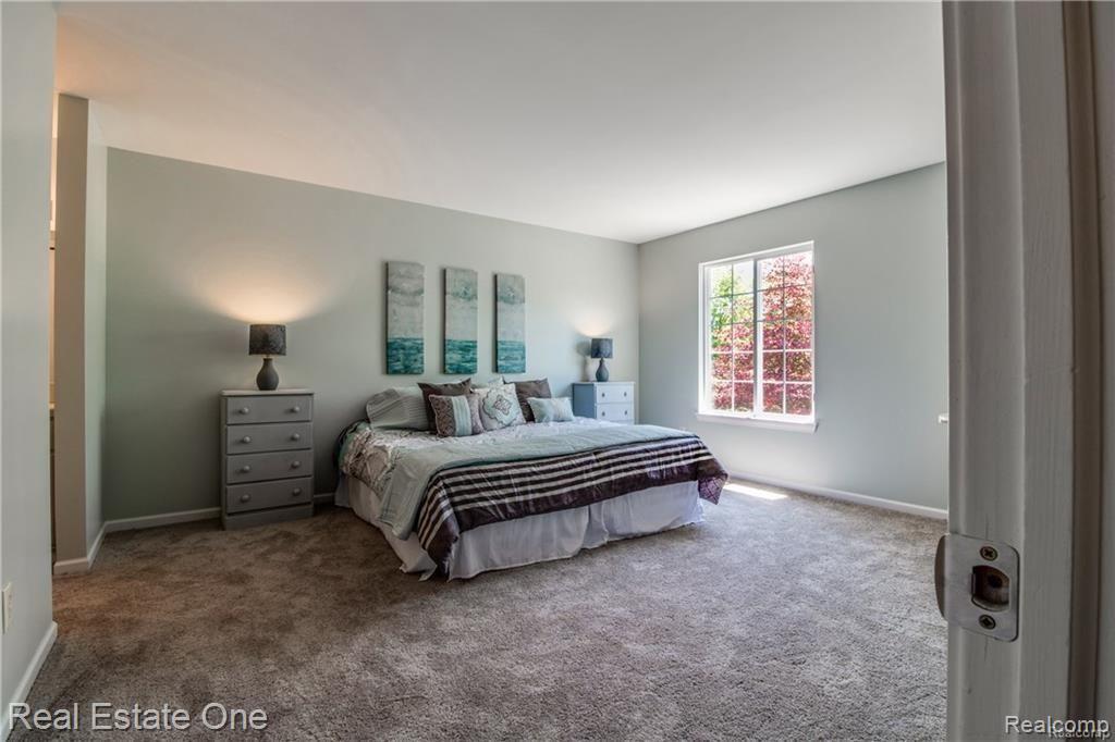 3894 Lippincott Road Lapeer, MI 48446 - Photo 13 of 34 Master Bedroom