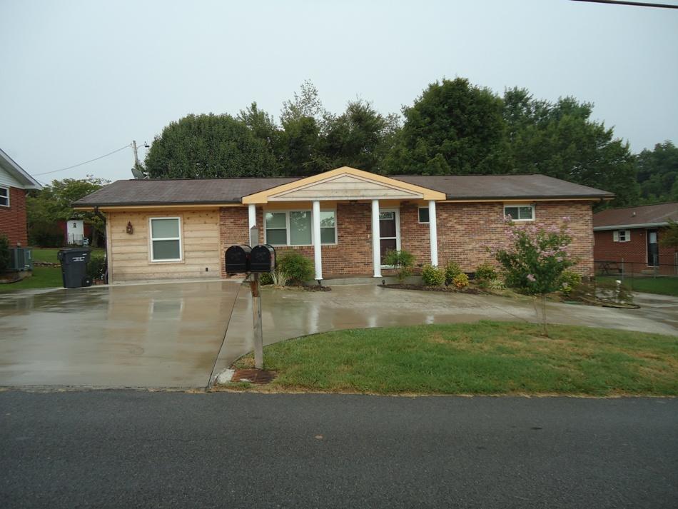 317 Two View Road Pigeon Forge, TN 37863 - Photo 1 of 16 DSC06645